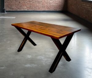 Reclaimed wood dinning table