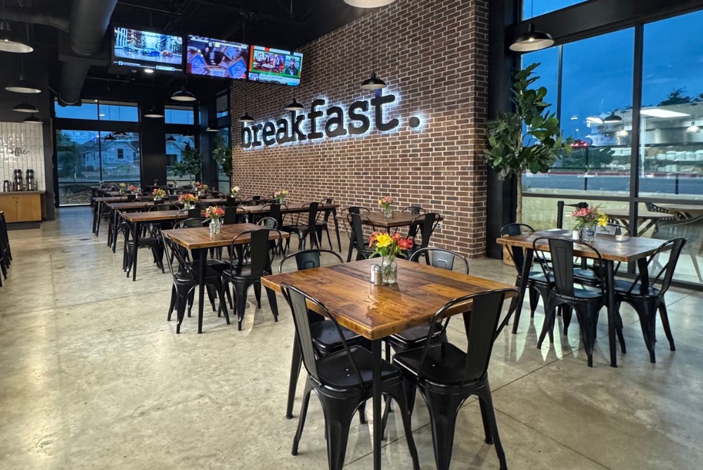 breakfast. Installation